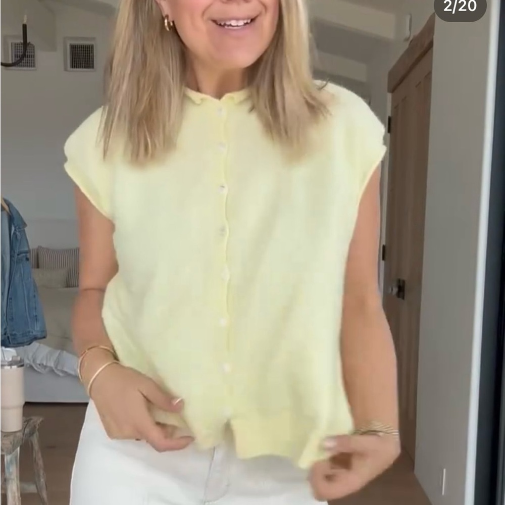 Ellie - Picture 1 of 2